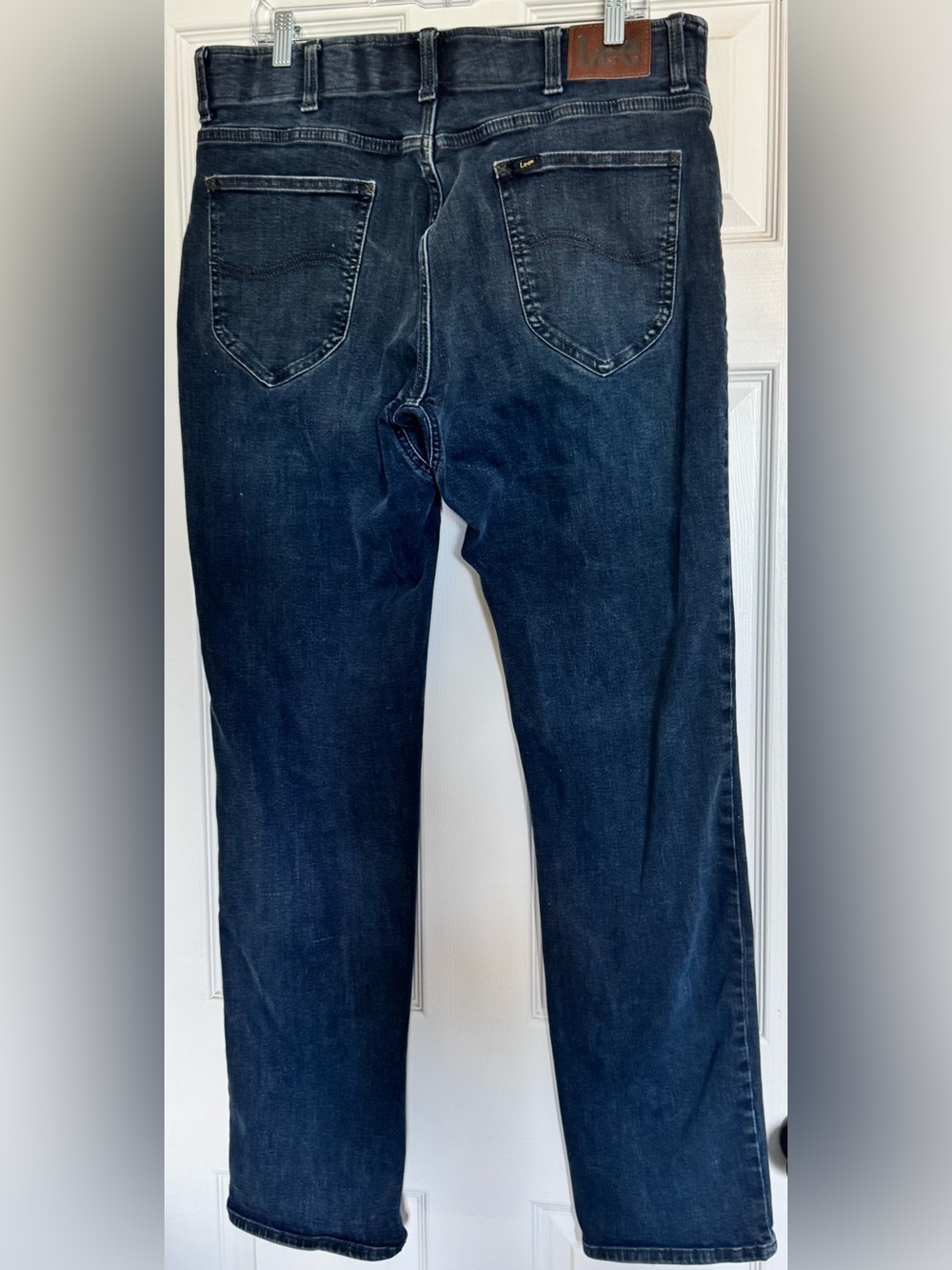 Lee Men's Extreme Motion Athletic Fit Tapered Leg Dark Blue Jeans 36x34